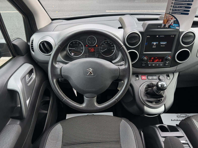 Peugeot Partner Tepee Allure 1.6HDi*Klima*Temp*AHK* — photo 14
