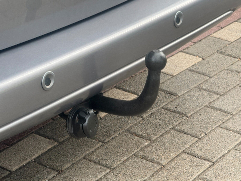 Peugeot Partner Tepee Allure 1.6HDi*Klima*Temp*AHK* — photo 11