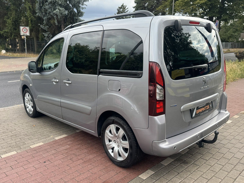 Peugeot Partner Tepee Allure 1.6HDi*Klima*Temp*AHK* — photo 8