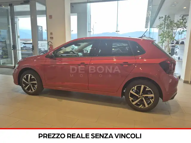 Volkswagen Polo view 3