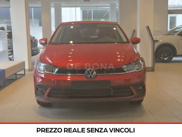 Volkswagen Polo view 2