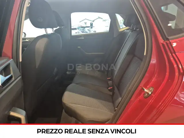 Volkswagen Polo view 7