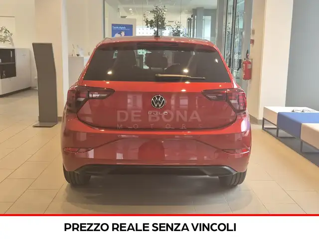 Volkswagen Polo view 4