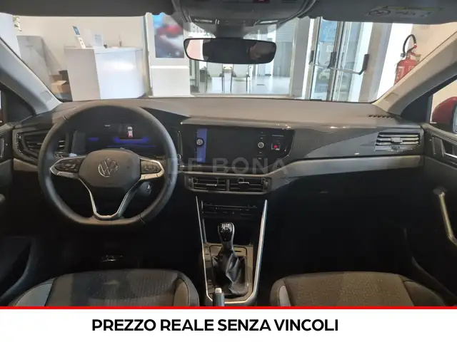 Volkswagen Polo view 8