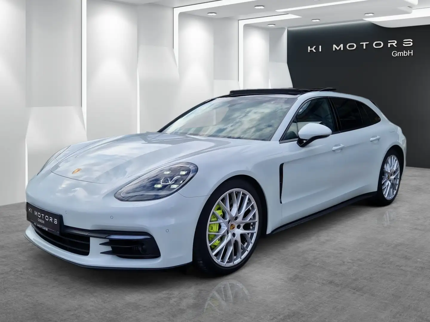 Porsche Panamera 4 E-Hybrid Blanc - 1