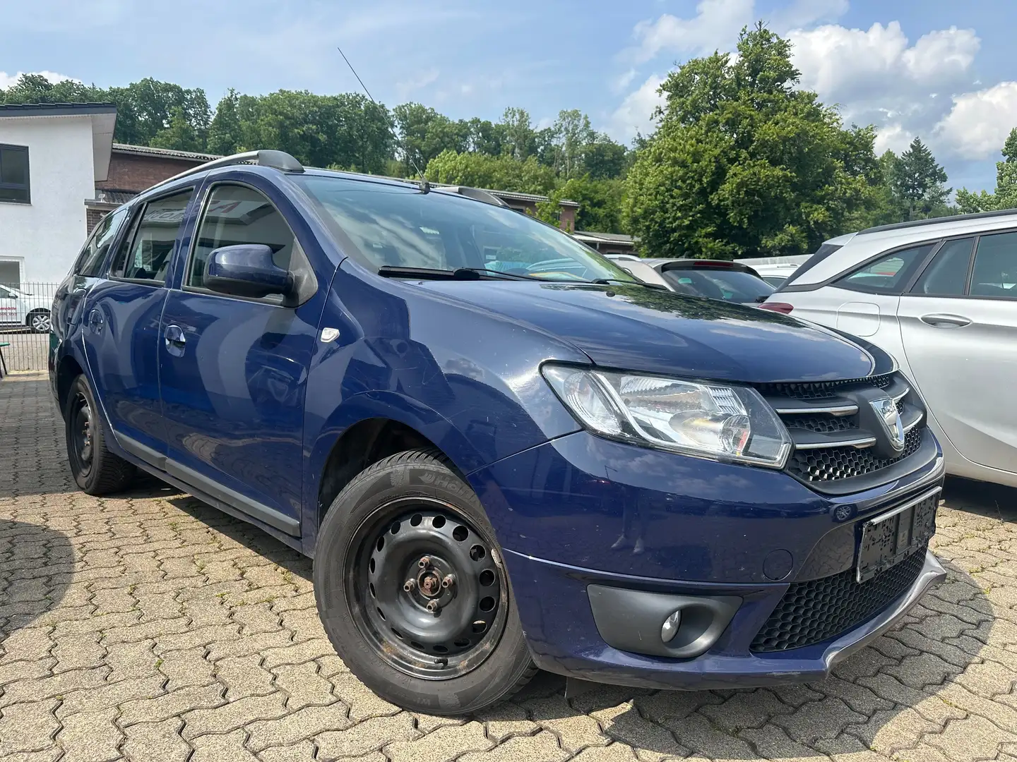 Dacia Logan 1.5 dCi Prestige+2.HAND+NAVI+KLIMA+PDC+AHK+EURO 5 Blau - 2
