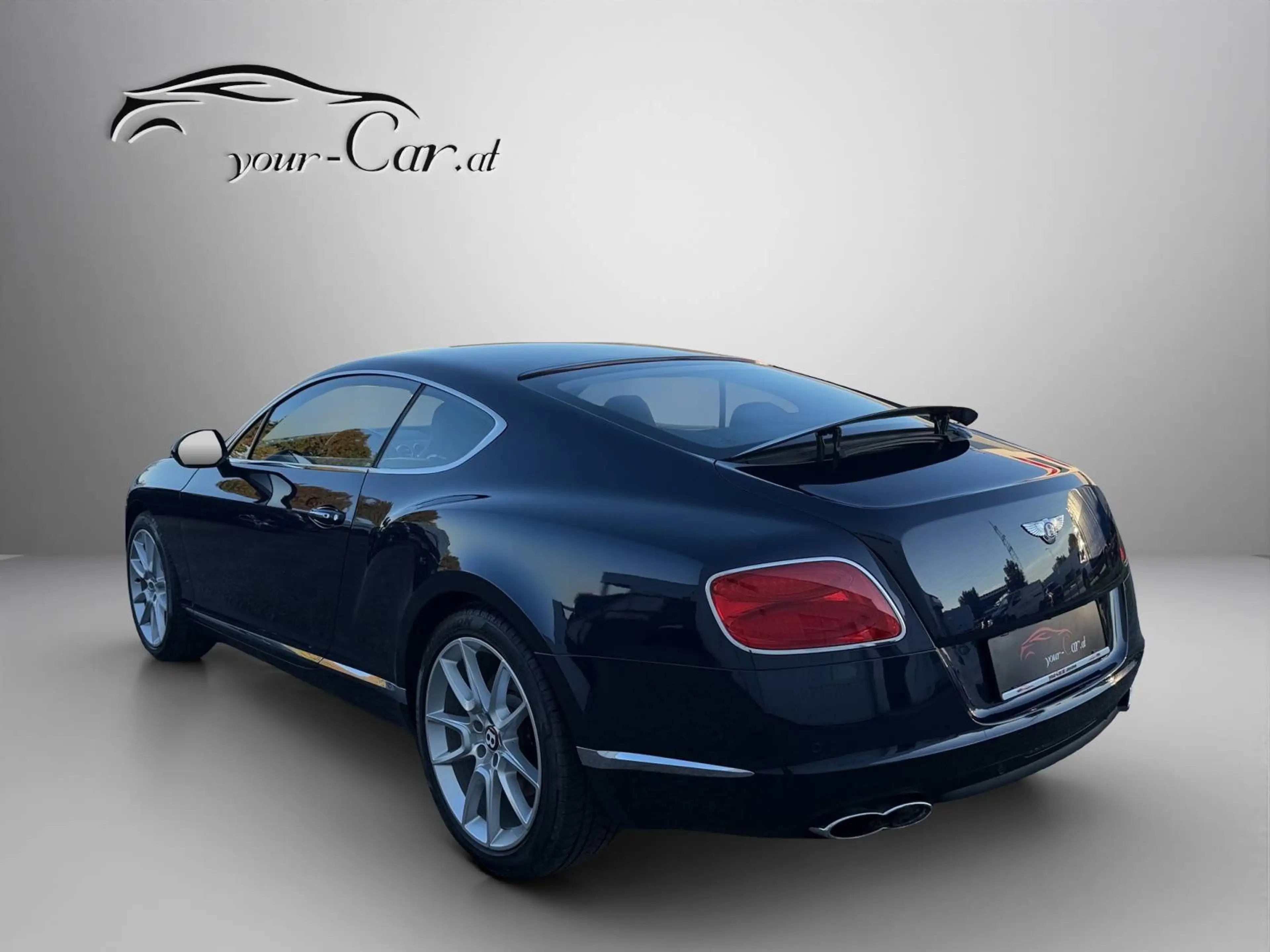 Bentley Continental GT V8 — photo 5