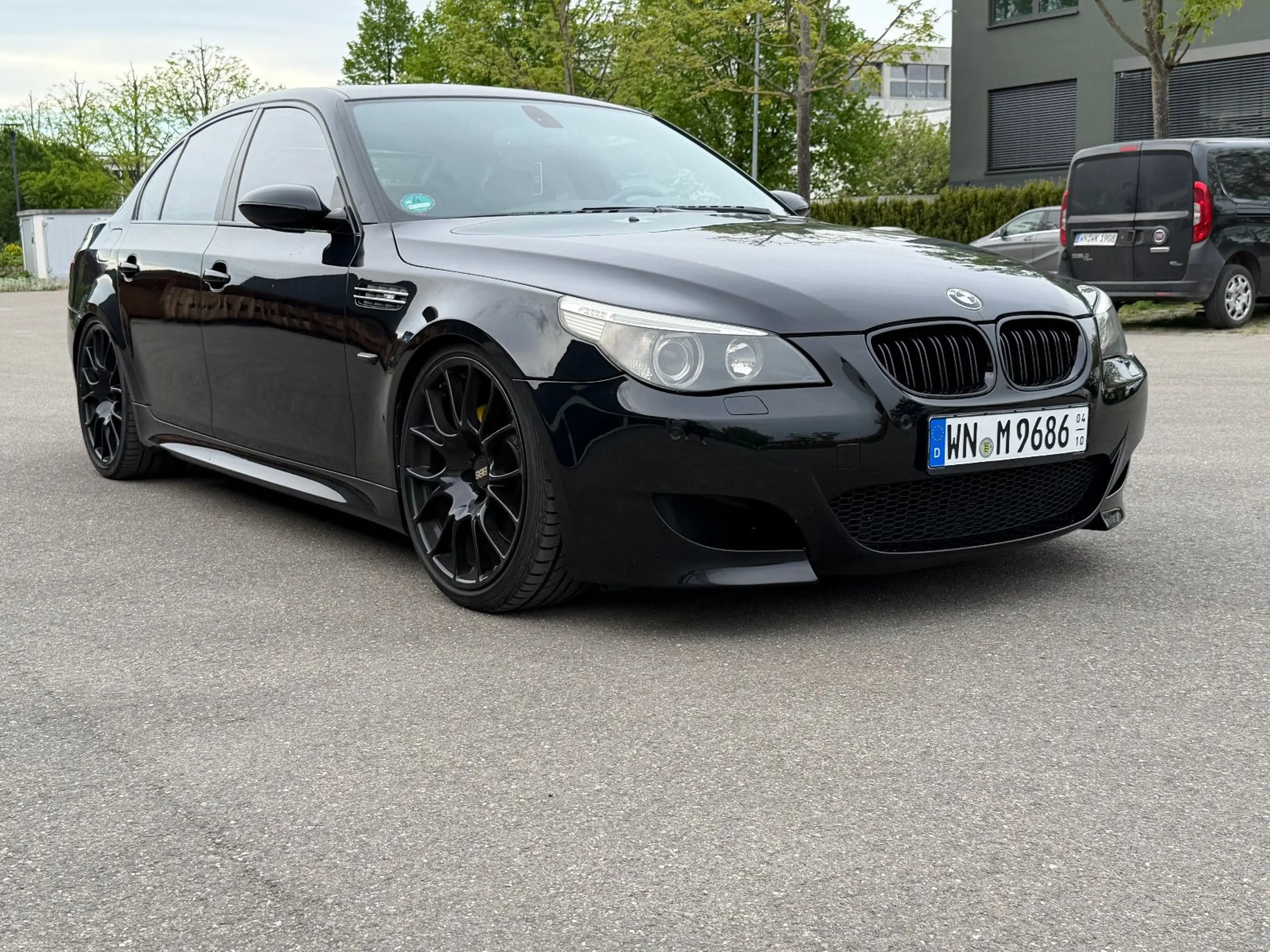 BMW M5 Limousine*Gepflegter-Zustand*Scheckheft* — photo 6
