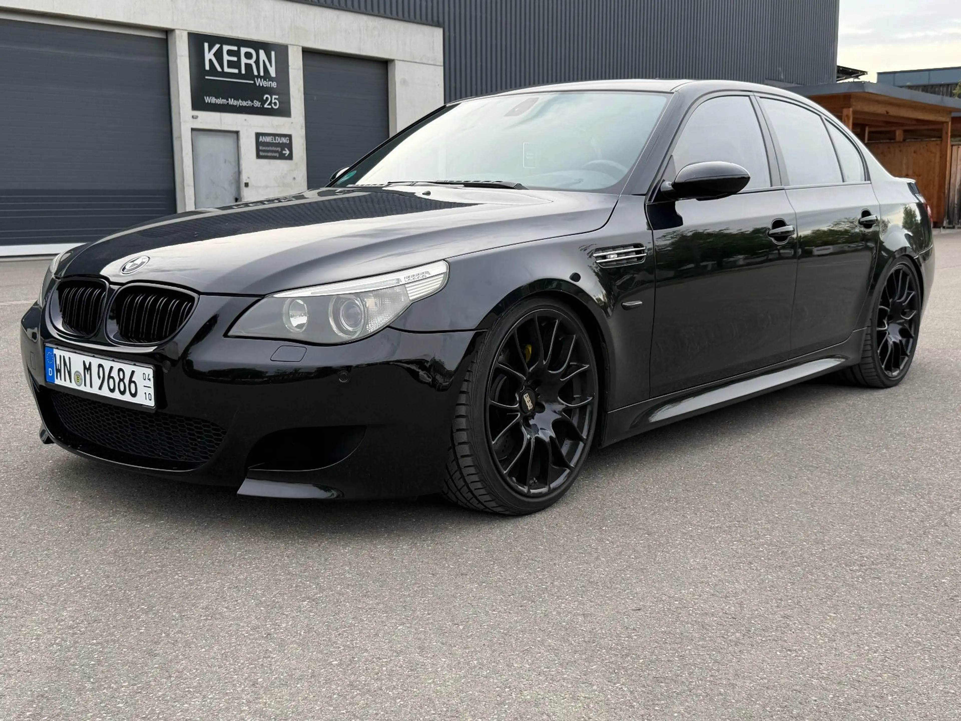 BMW M5 Limousine*Gepflegter-Zustand*Scheckheft* — photo 3