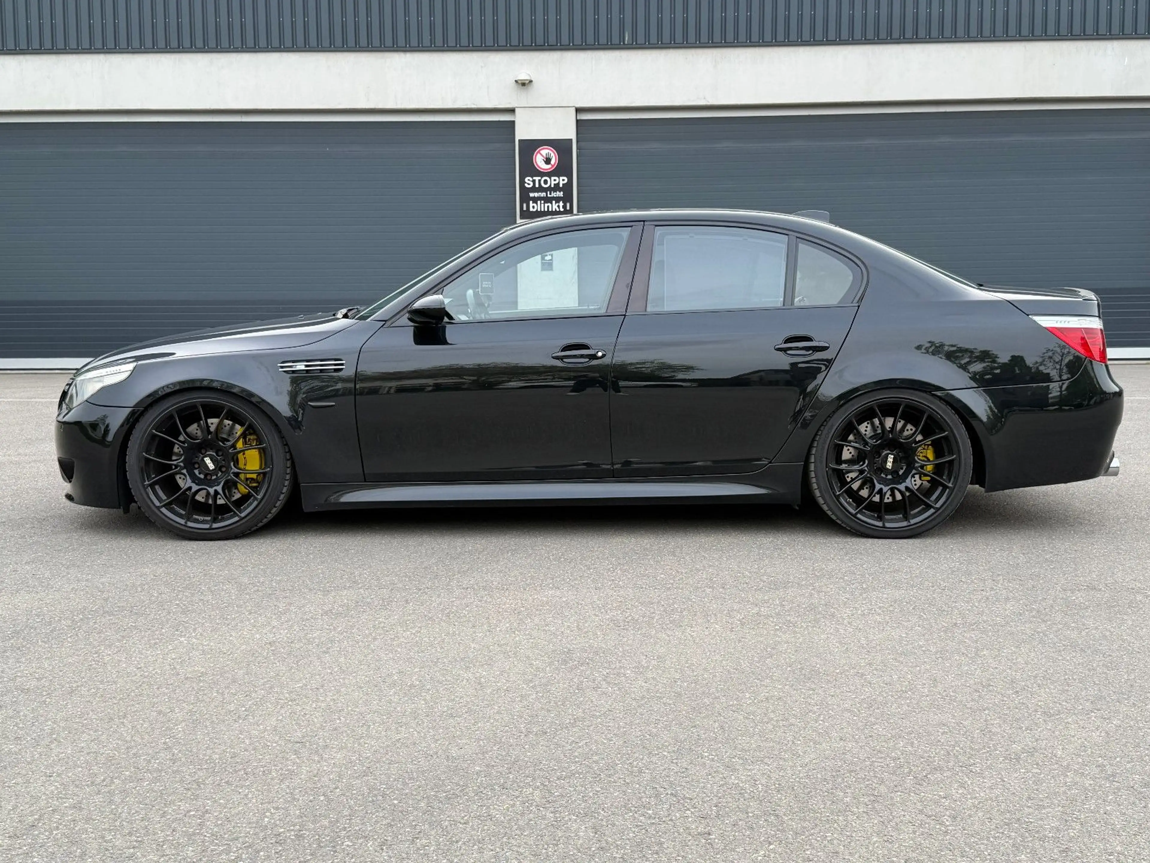 BMW M5 Limousine*Gepflegter-Zustand*Scheckheft* — photo 8