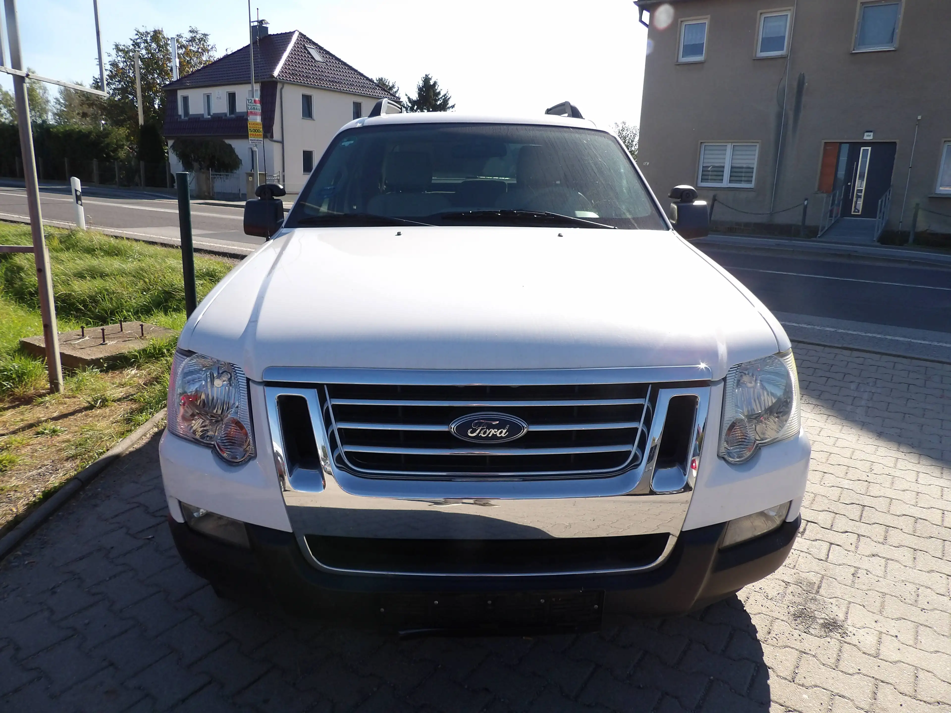 Ford Explorer Explorer Sport Trac Automatik Klima HU AU Neu — photo 7