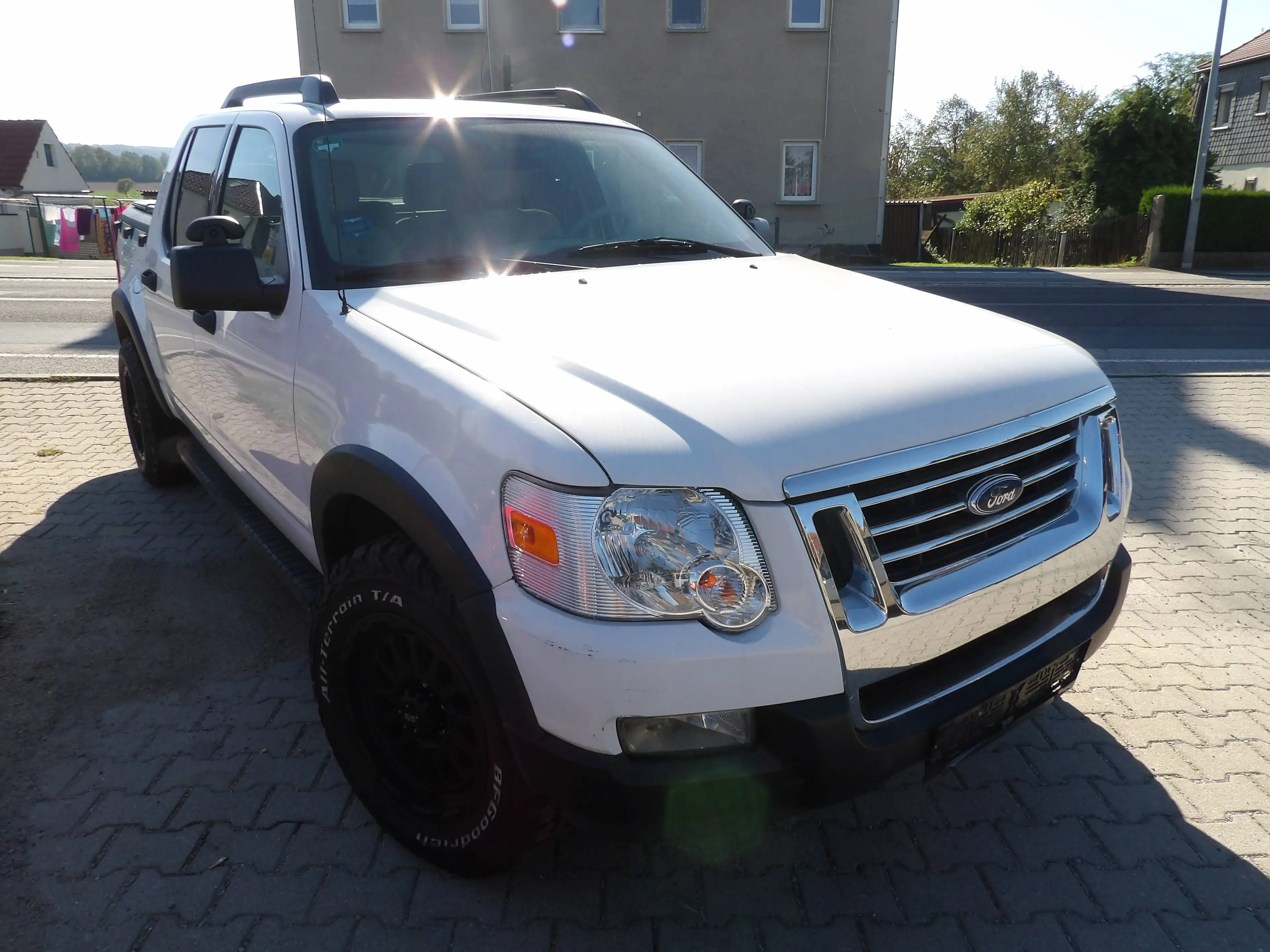 Ford Explorer Explorer Sport Trac Automatik Klima HU AU Neu — photo 6