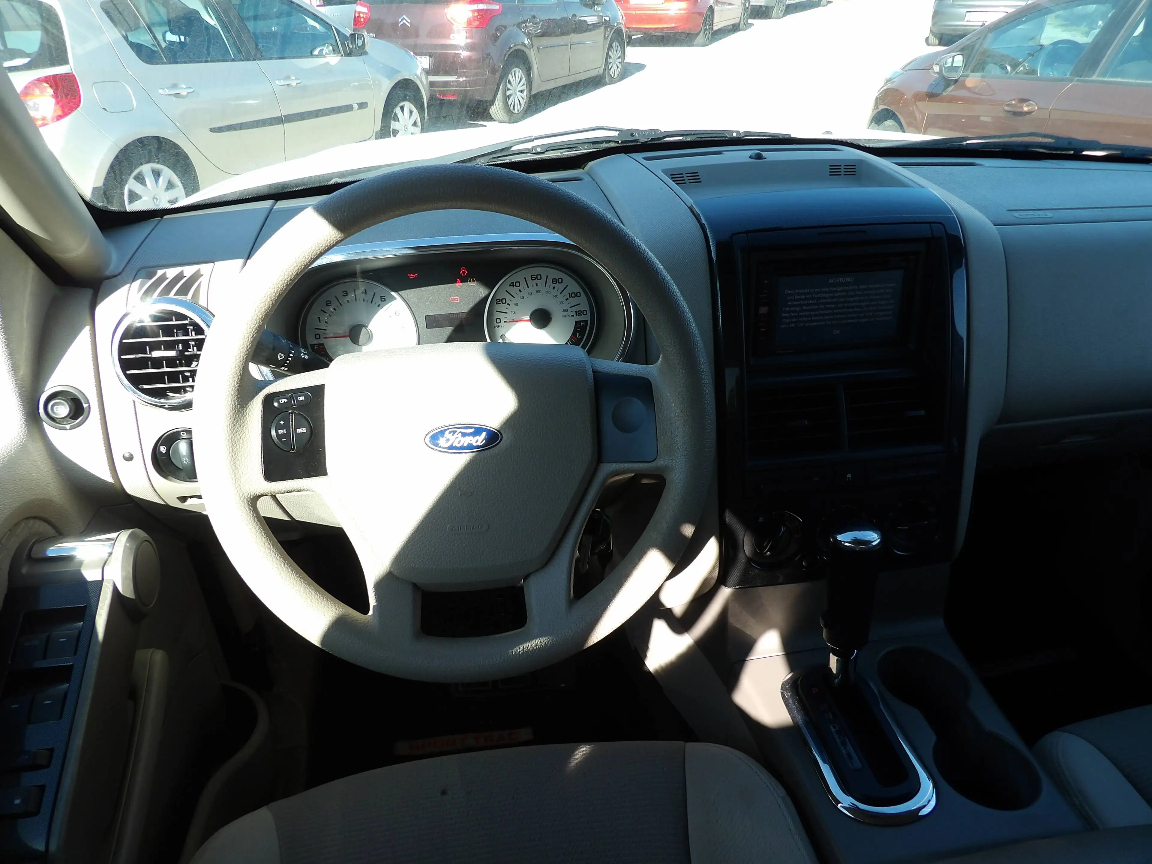Ford Explorer Explorer Sport Trac Automatik Klima HU AU Neu — photo 10