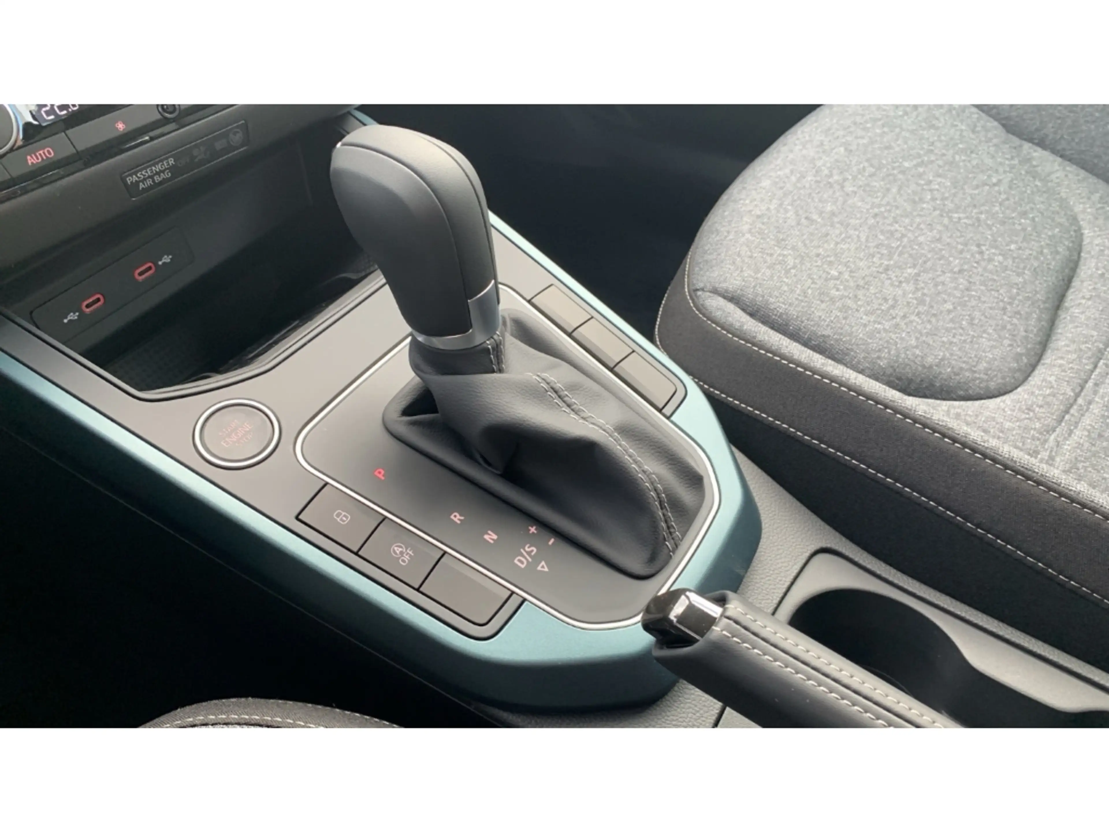 SEAT Arona 1.0 TSI Xperience +NAVI+LED+SHZ+PDC+KESSY+ — photo 19