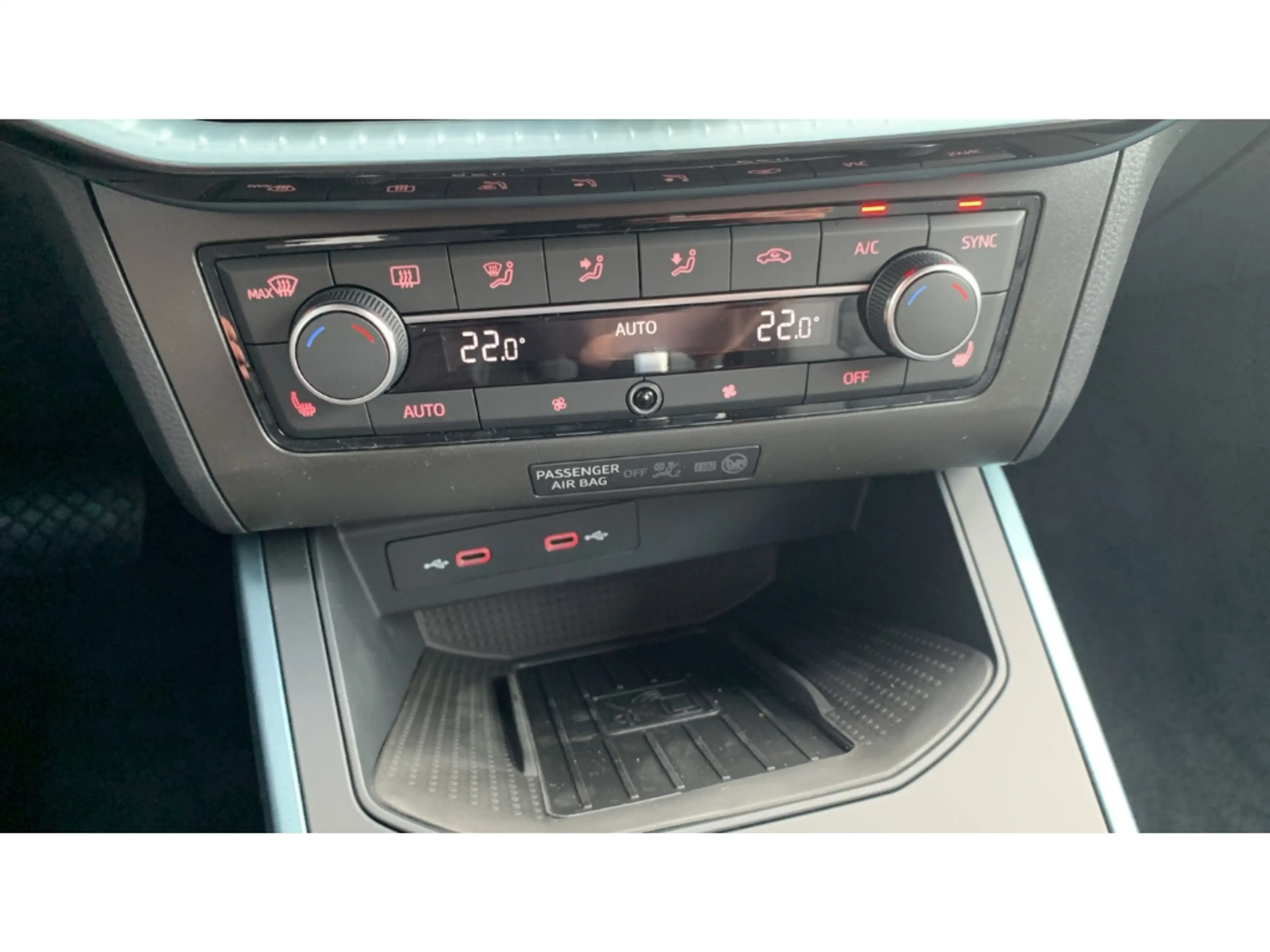 SEAT Arona 1.0 TSI Xperience +NAVI+LED+SHZ+PDC+KESSY+ — photo 18