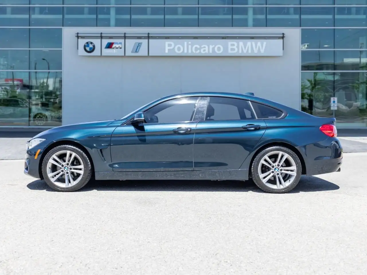 BMW 4 Series photo BMW 4 Series