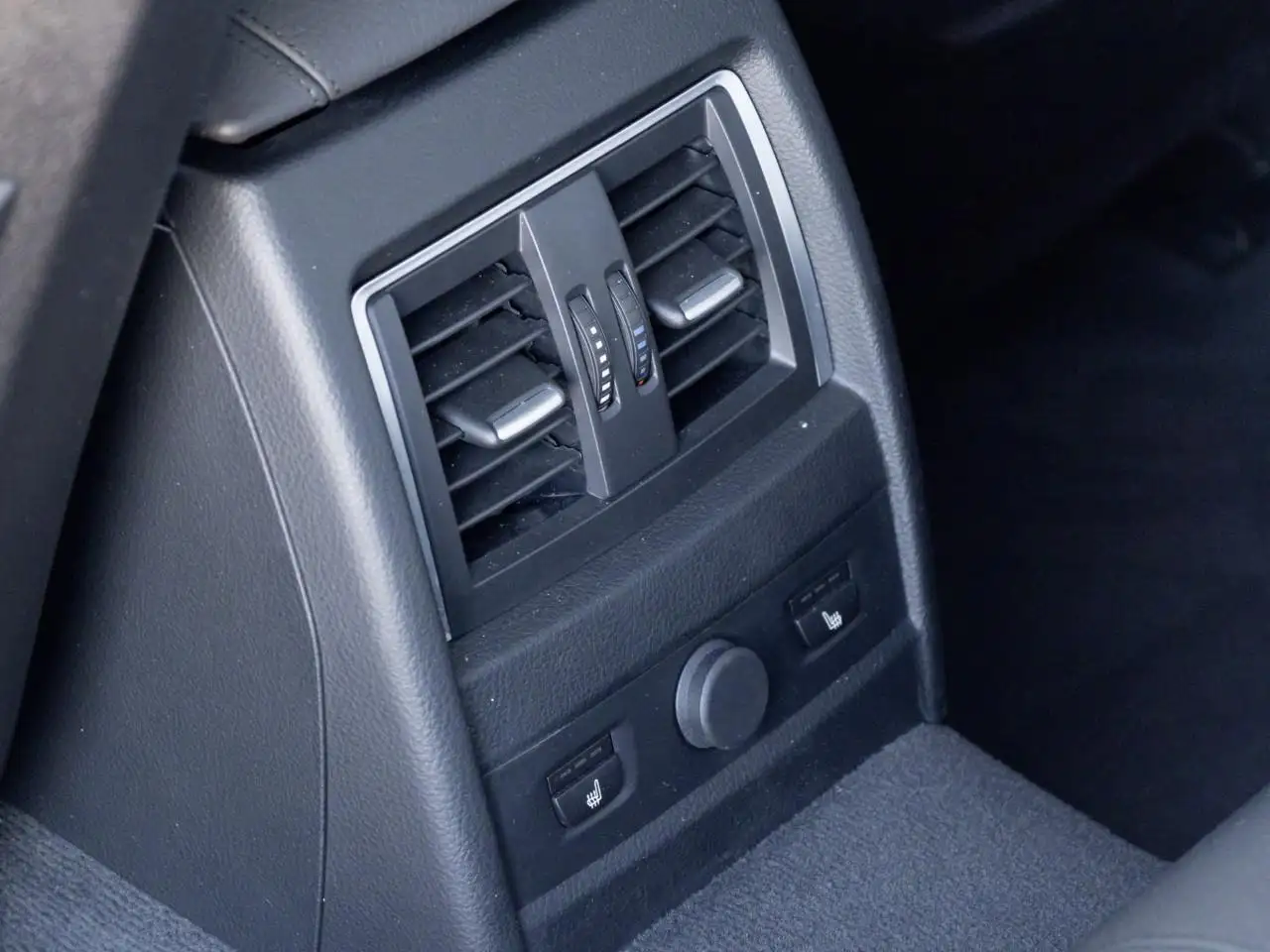 BMW 4 Series photo BMW 4 Series