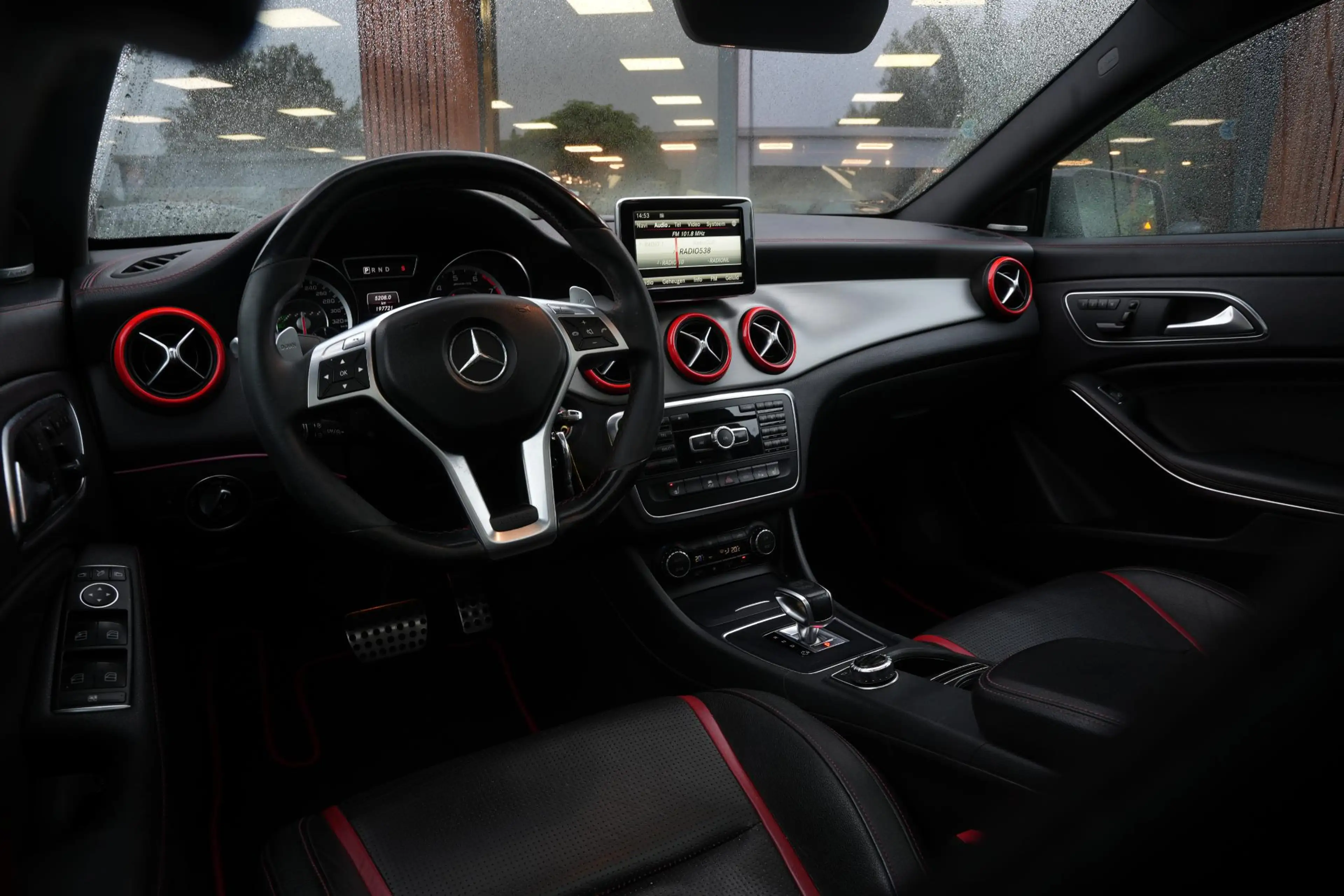 Mercedes-Benz CLA 45 AMG 4MATIC Schaalstoelen Panoramadak Harman/Kardon Ada — photo 2