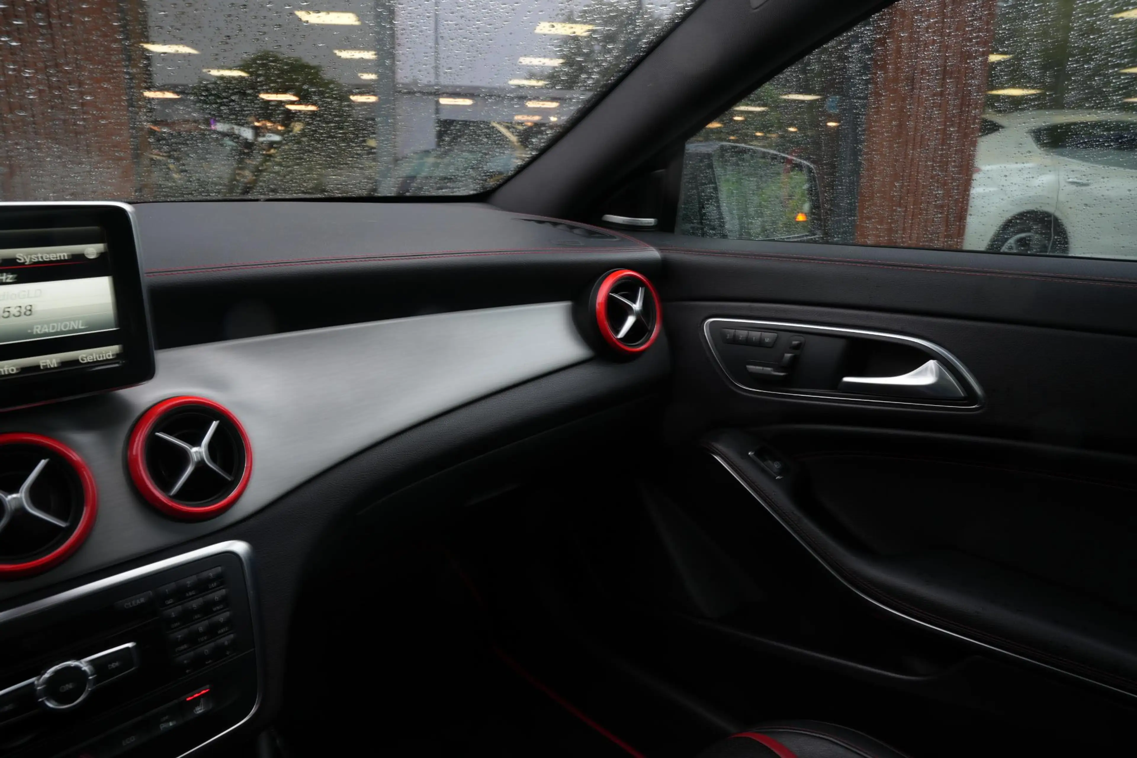 Mercedes-Benz CLA 45 AMG 4MATIC Schaalstoelen Panoramadak Harman/Kardon Ada — photo 32