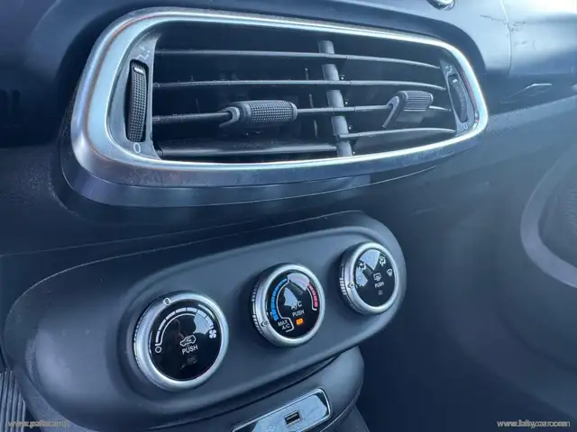 Fiat 500x view 13