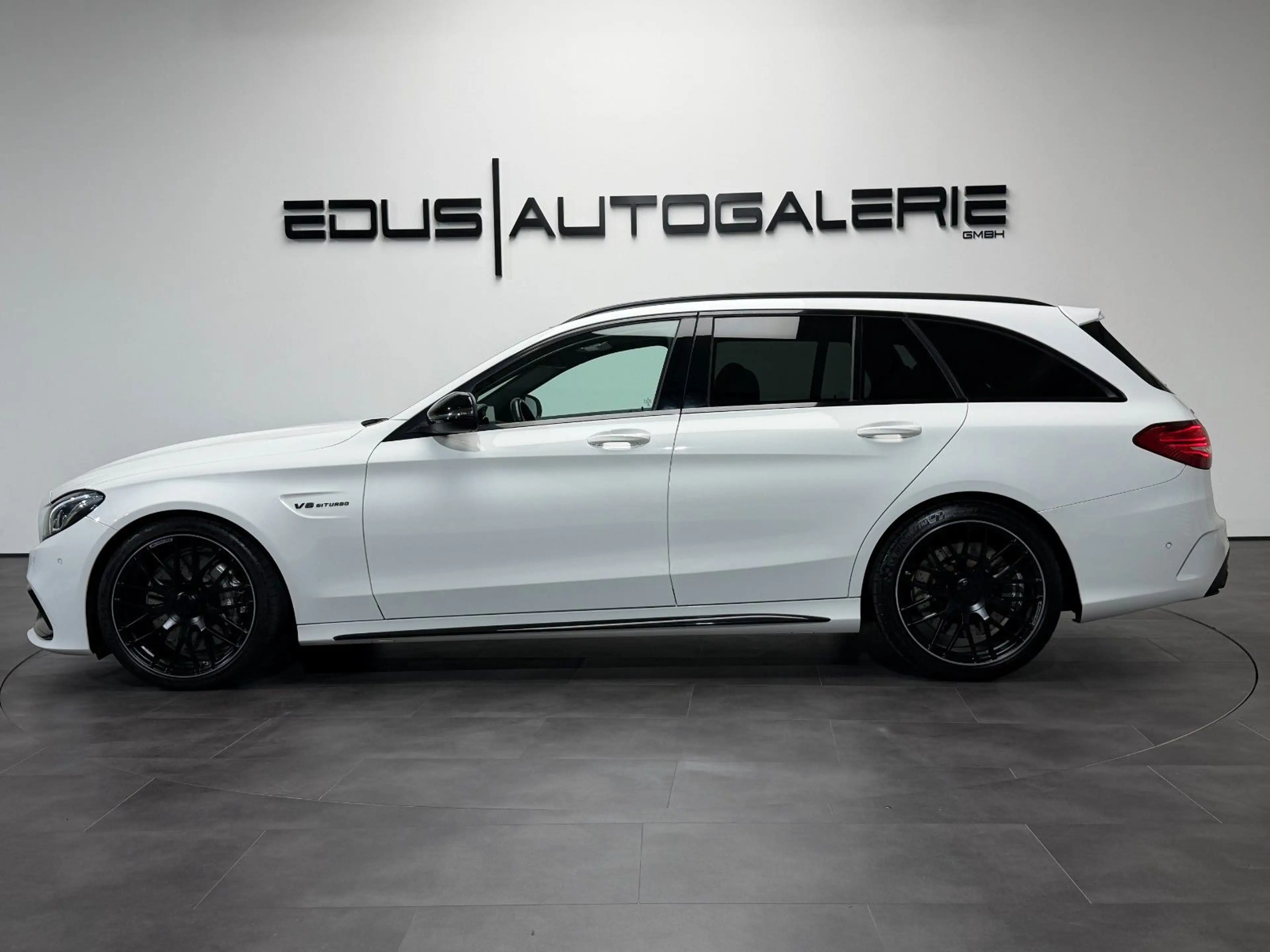 Mercedes-Benz C 63 AMG C63 AMG T ACC LED Night Burm Perf AGA Pano — photo 5