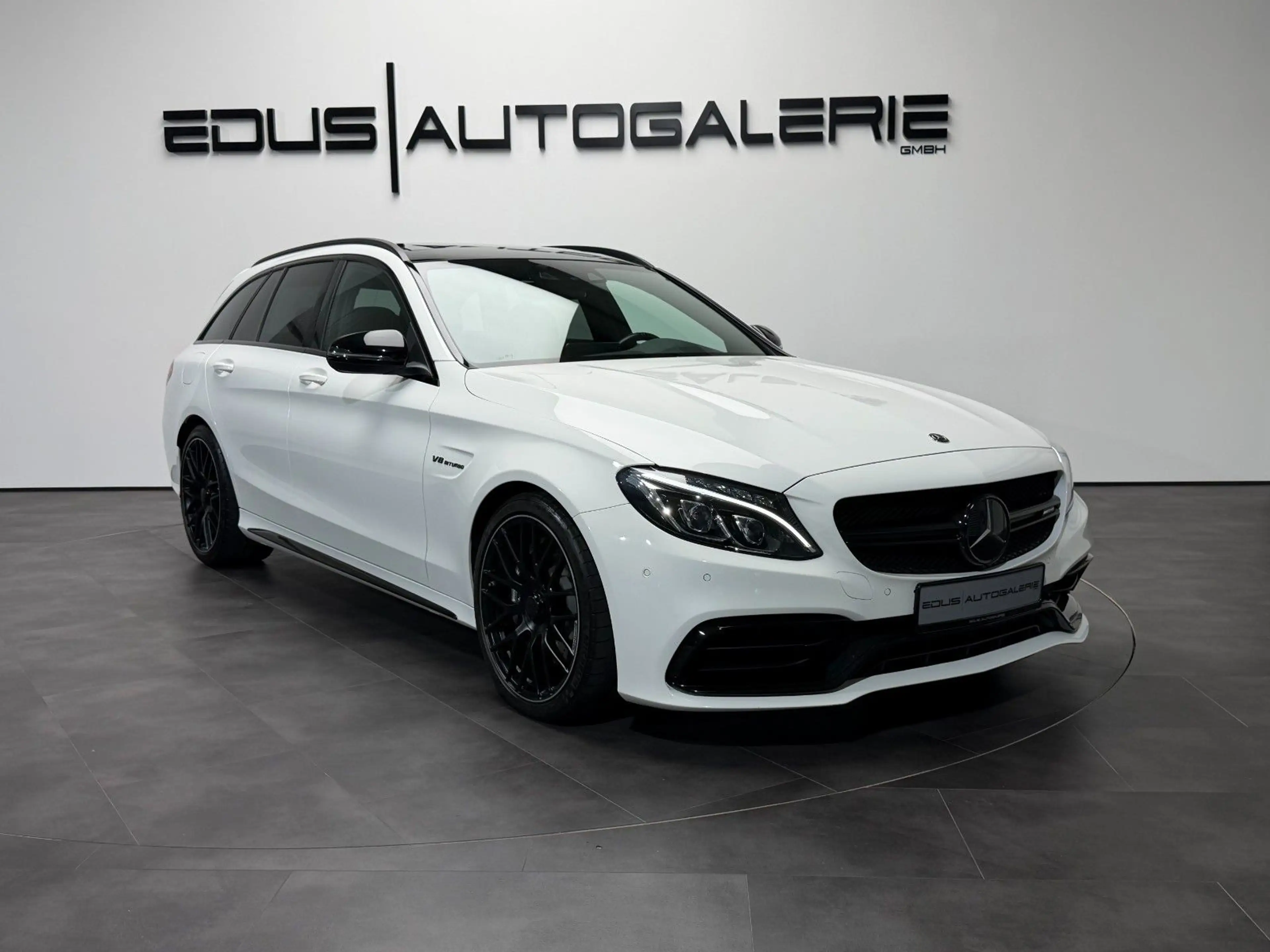 Mercedes-Benz C 63 AMG C63 AMG T ACC LED Night Burm Perf AGA Pano — photo 3