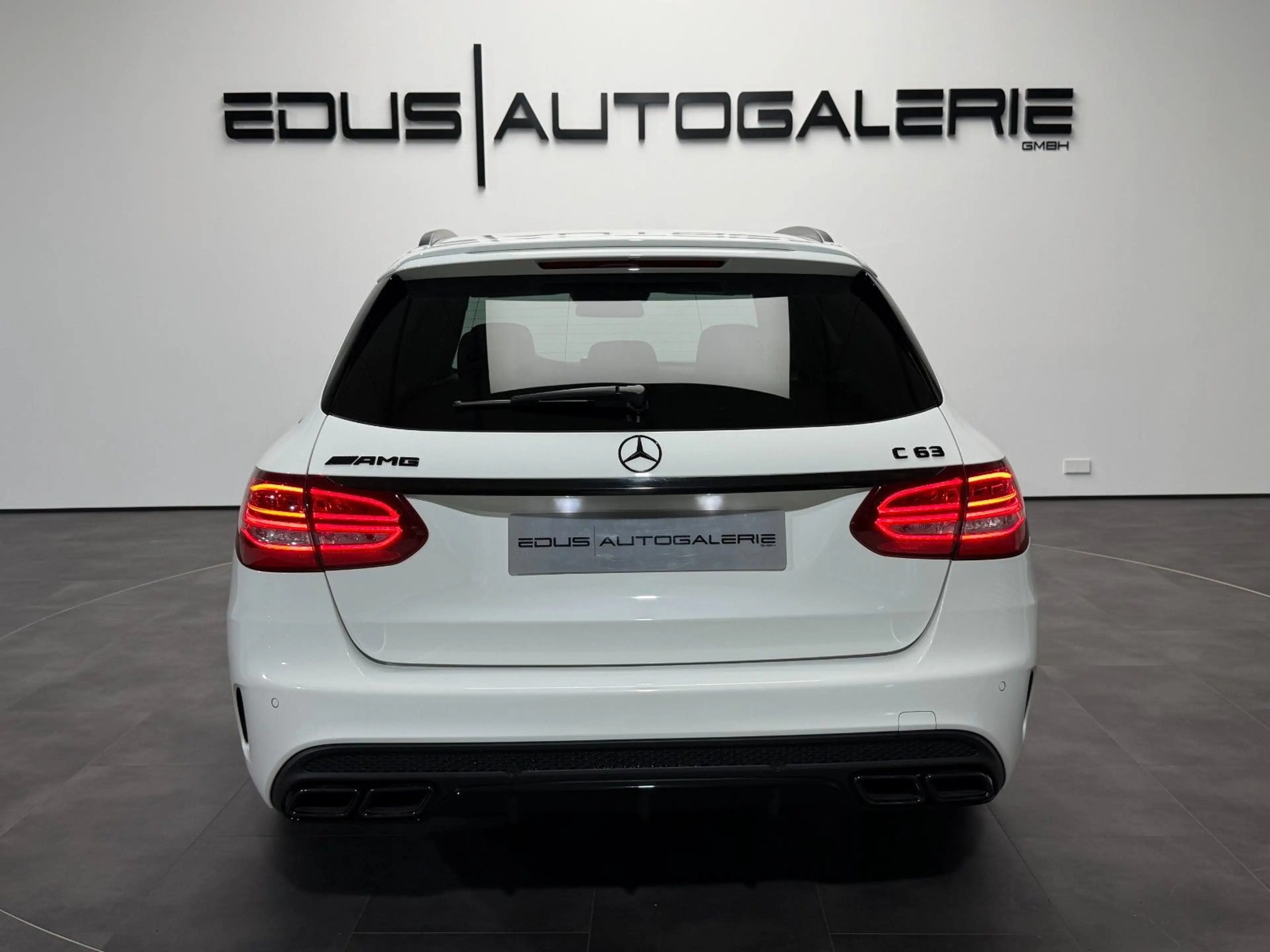 Mercedes-Benz C 63 AMG C63 AMG T ACC LED Night Burm Perf AGA Pano — photo 7