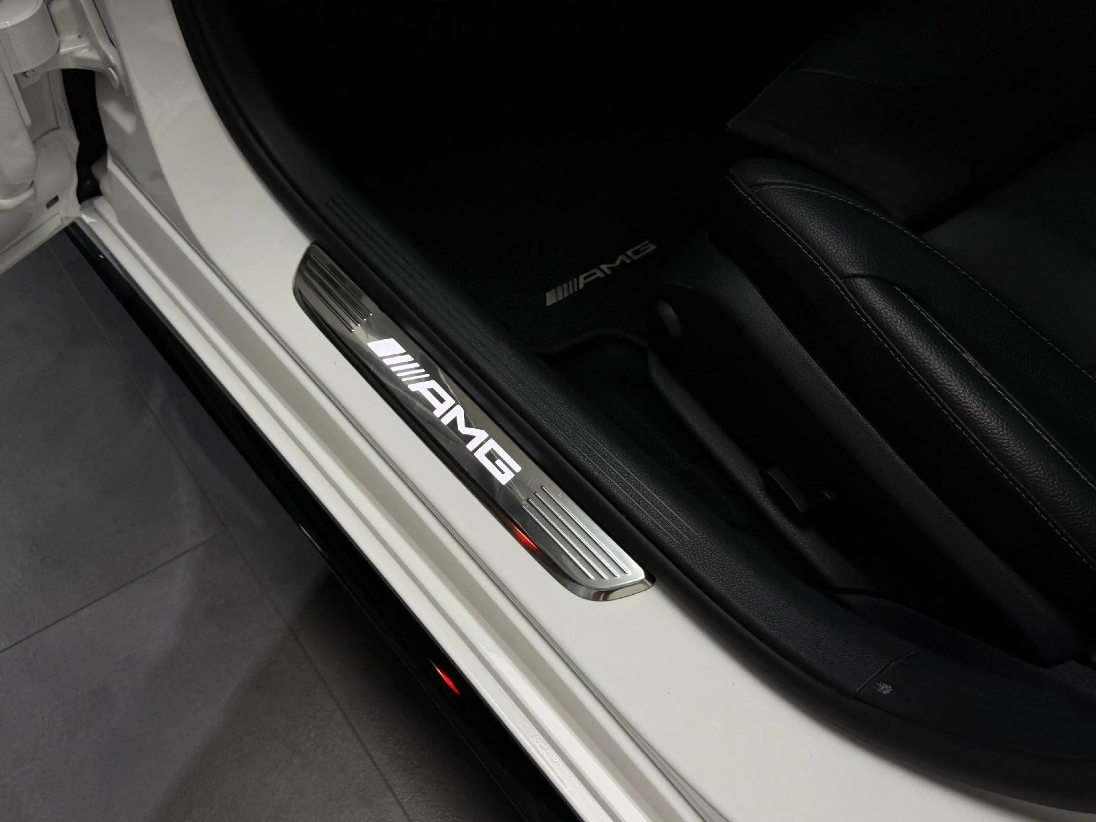 Mercedes-Benz C 63 AMG C63 AMG T ACC LED Night Burm Perf AGA Pano — photo 11