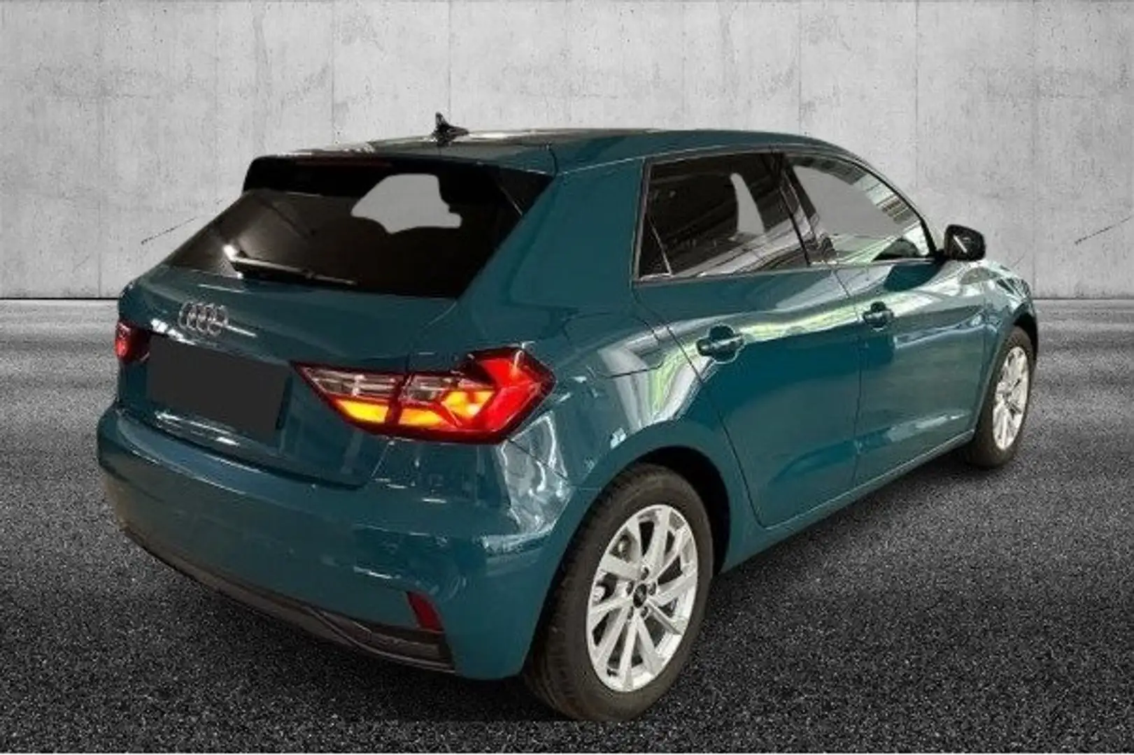 Audi A1 SPB 30 TFSI Admired Advanced Verde - 2
