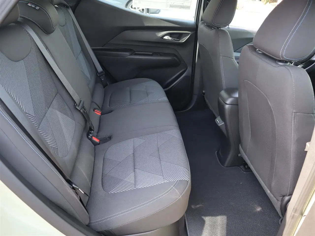 Chevrolet Bolt снимка Chevrolet Bolt