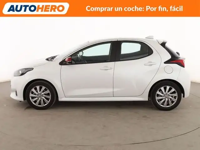 Toyota Yaris view 3