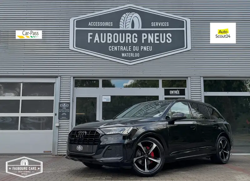 AUDI Q7