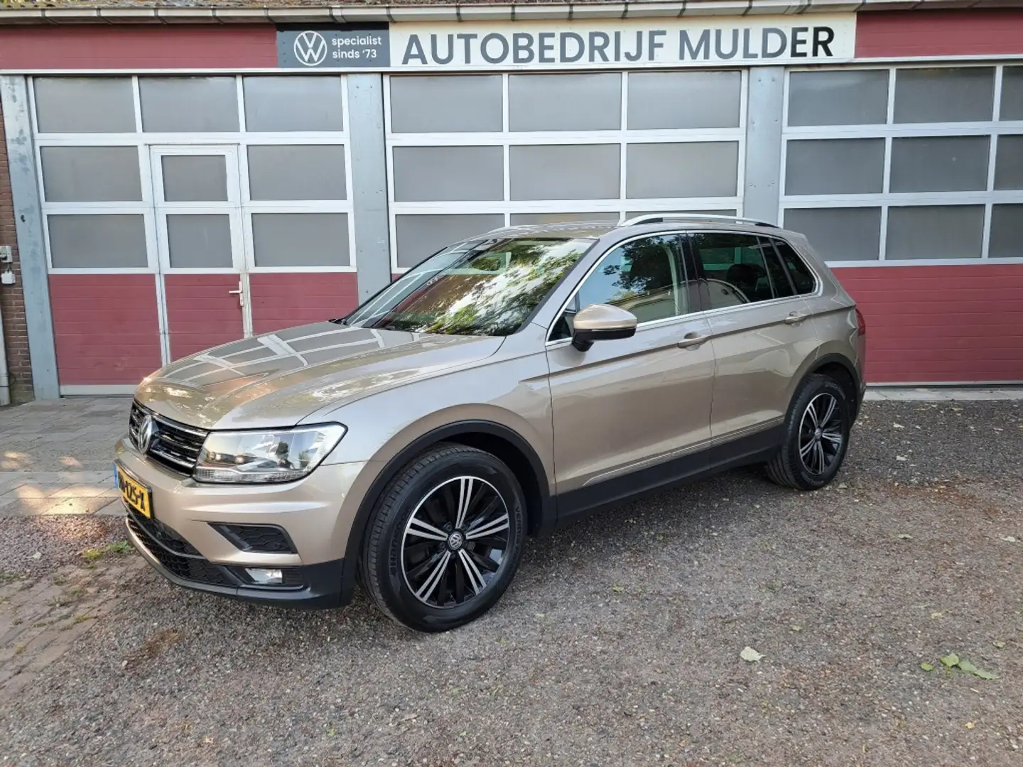 Volkswagen Tiguan 1.4 TSI ACT 150 Pk Comfortline Exec. ECC PDC 6 Bak Beige - 1