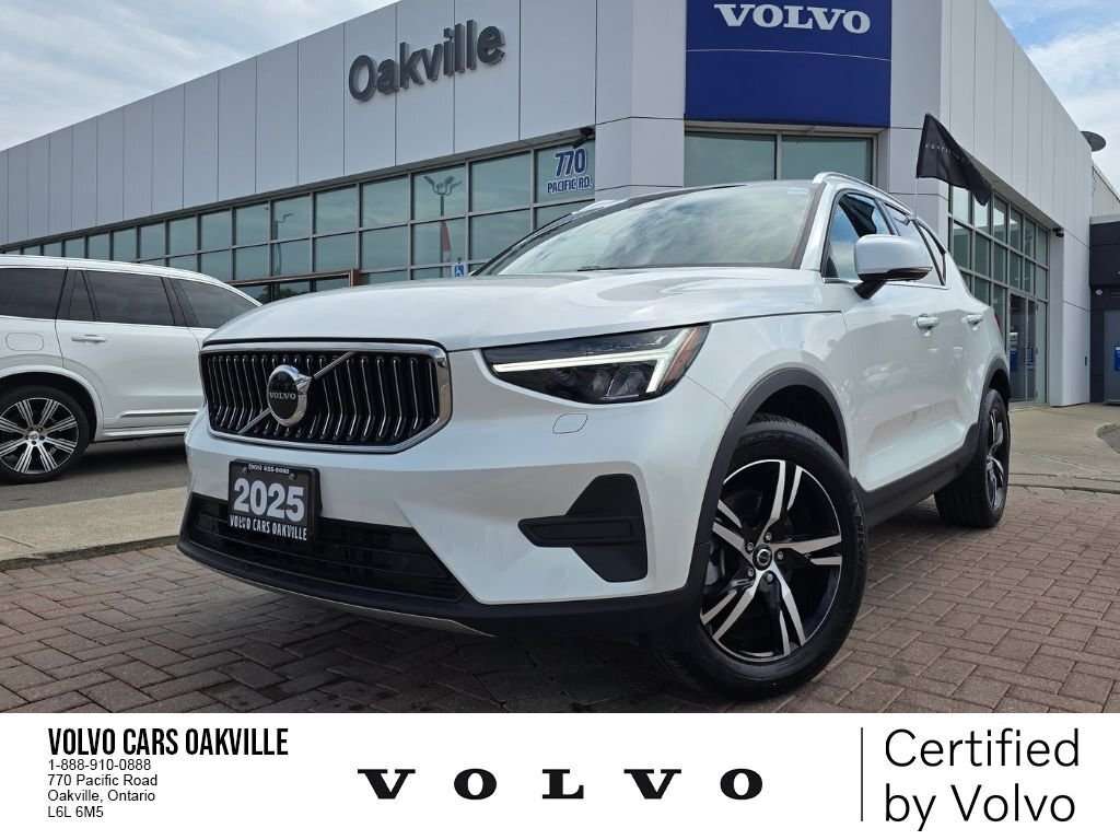 2025 Volvo XC40 UP TO *5YR/UNLIMITED KM WARRANTY...