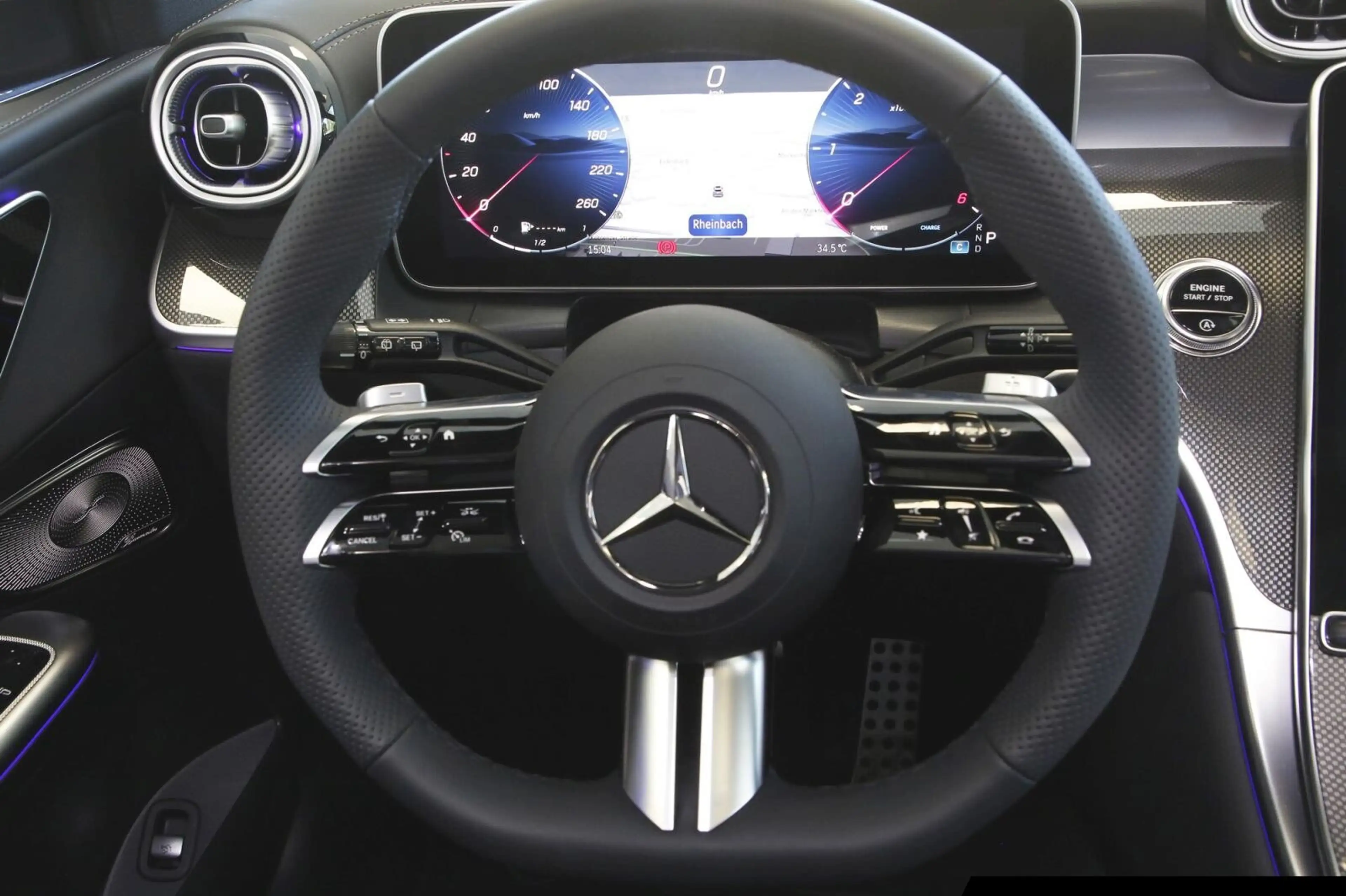 Mercedes-Benz GLC 220 GLC 220 d 4M AMG Night/Pano/Distr/360°/AHK — photo 13