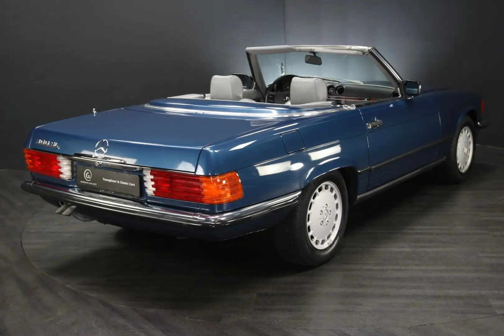 Mercedes-Benz 300 SL Automatik Blau - 2