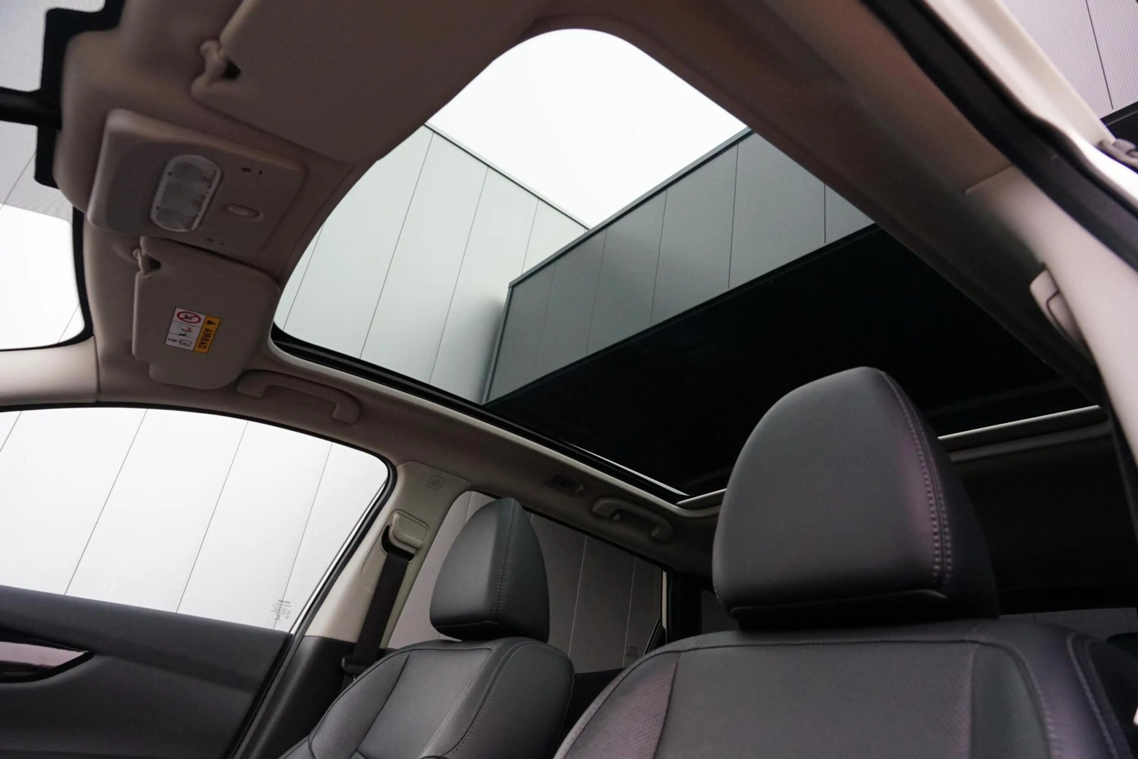 Nissan Qashqai 1.2 Tekna, NL, 1 eig. 360 cam. pano, leder, keyles — photo 11