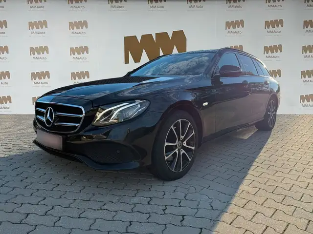 Mercedes-Benz E 200 T Modell Kombi 4M Scheckheft MB Garantie