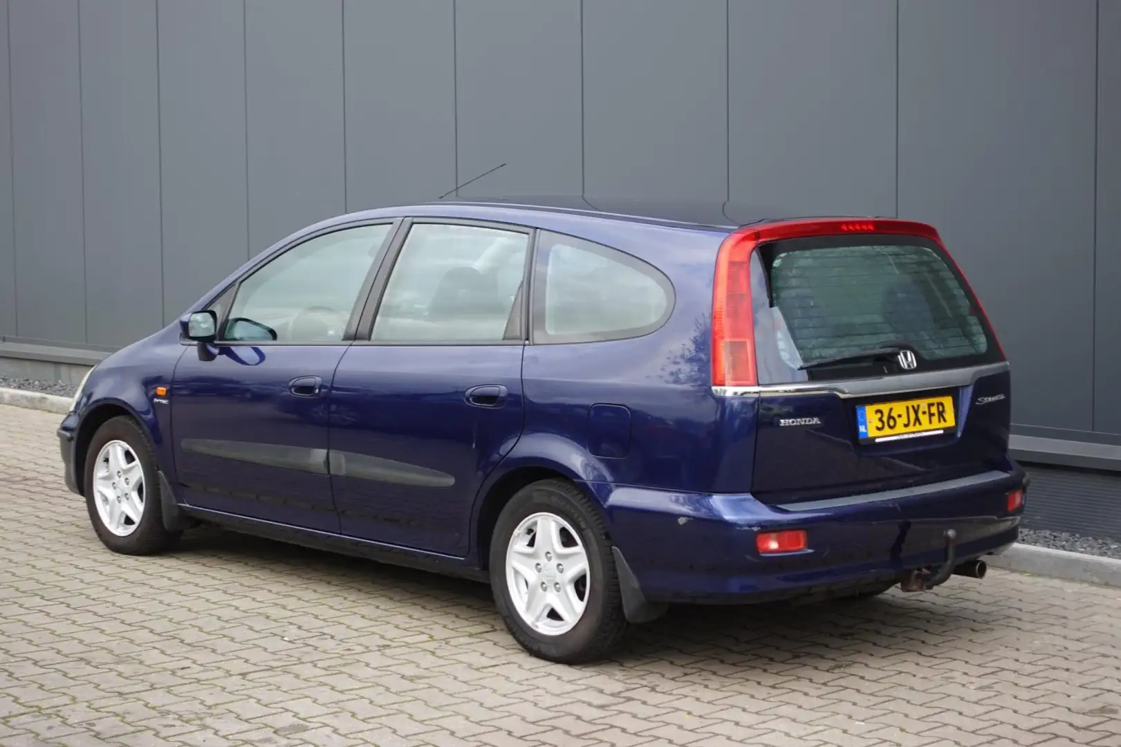 Honda Stream 2.0i ES 7 PERS. Modrá - 2