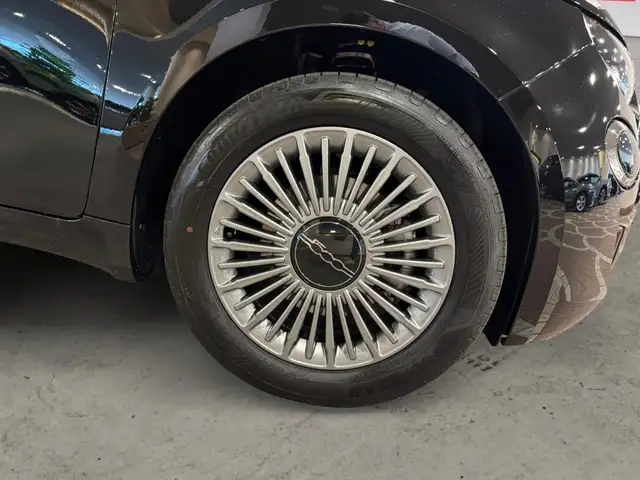 Fiat 500 view 7