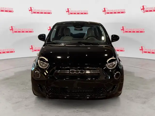 Fiat 500 view 6