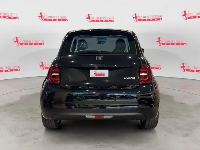 Fiat 500 view 3
