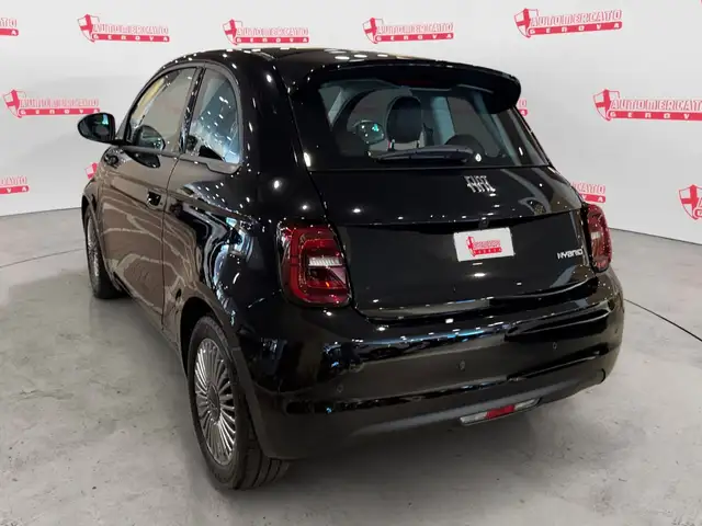 Fiat 500 view 2