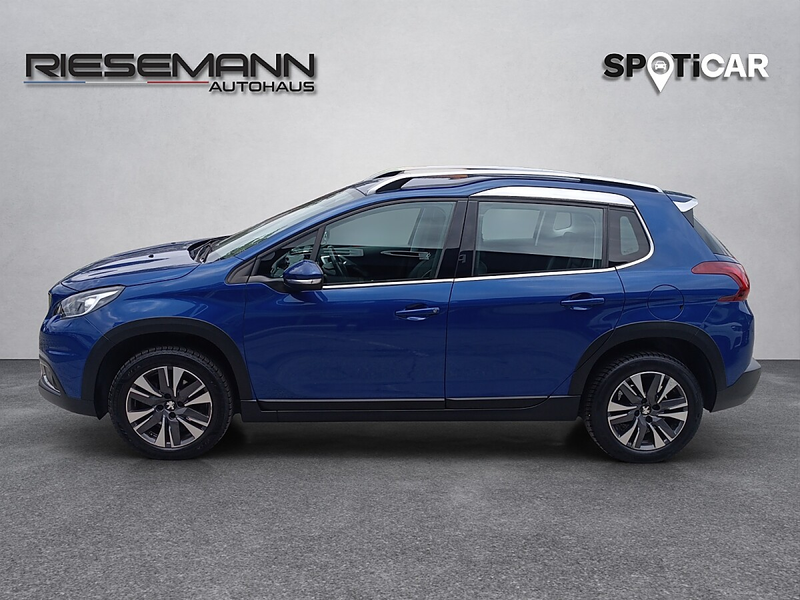 Peugeot 2008 PureTech 110 S&S Allure 6-Gang-Manuell — photo 2