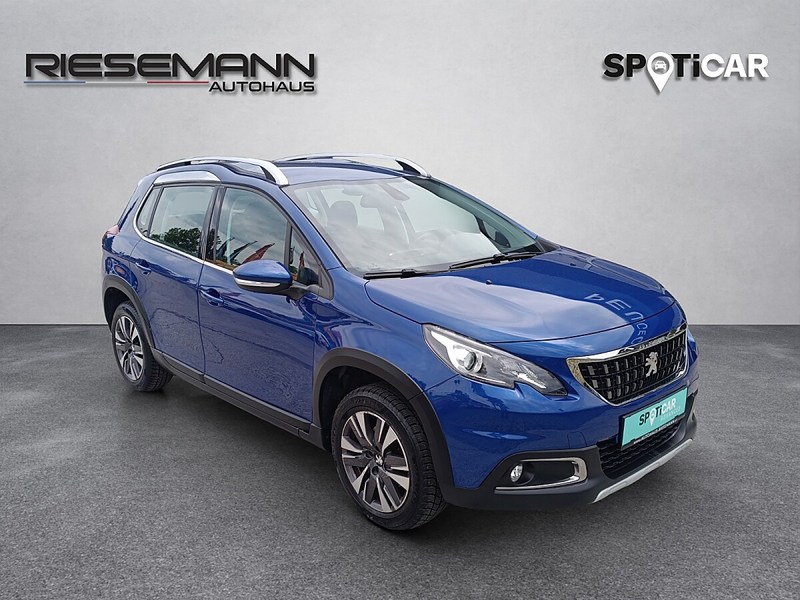 Peugeot 2008 PureTech 110 S&S Allure 6-Gang-Manuell — photo 8