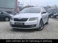Skoda Octavia Elegance AHK°DAB°PDC°Sthz°Temp.°BT°LaneA Argent - thumbnail 1