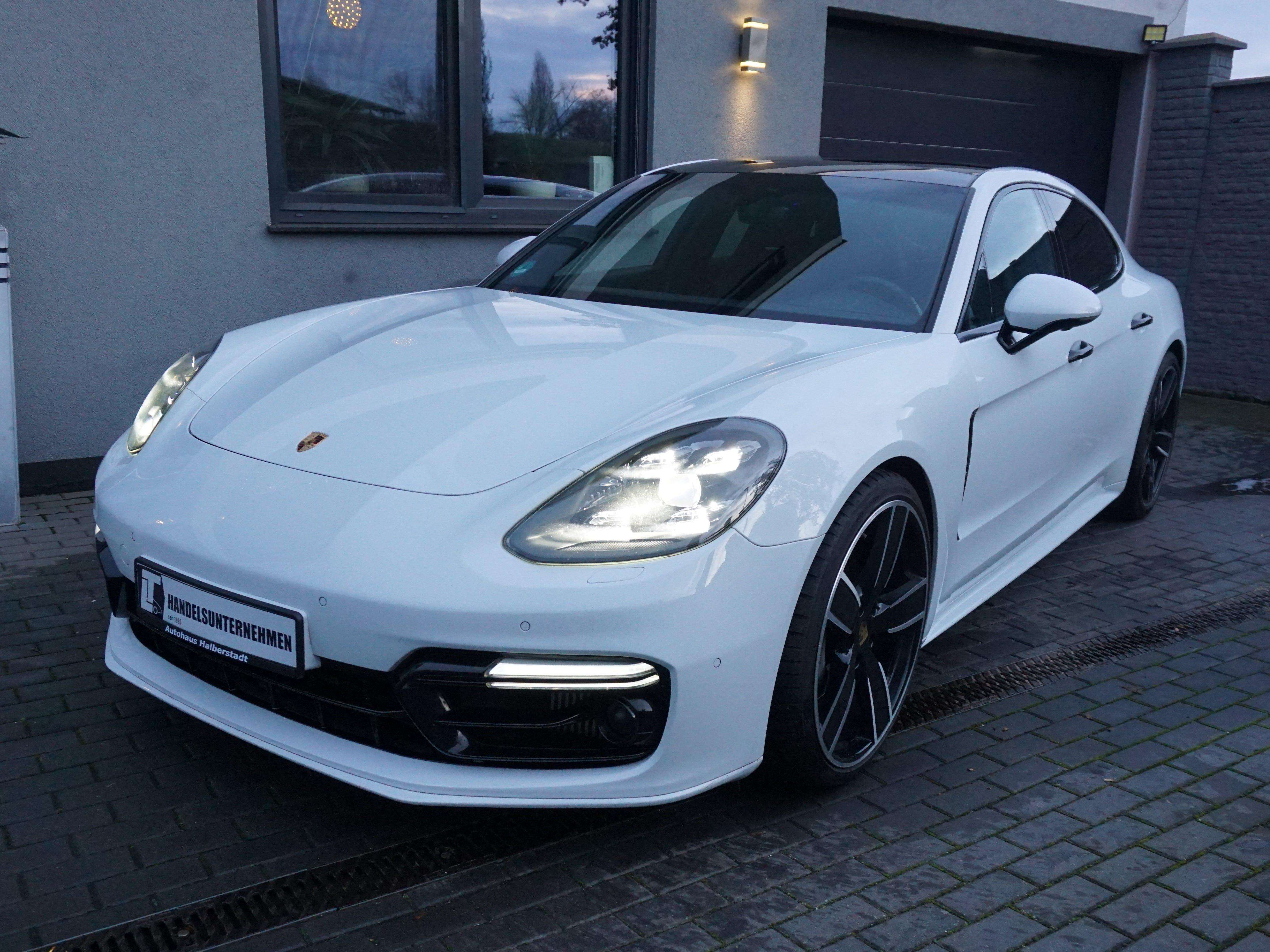 Second hand Porsche Panamera 