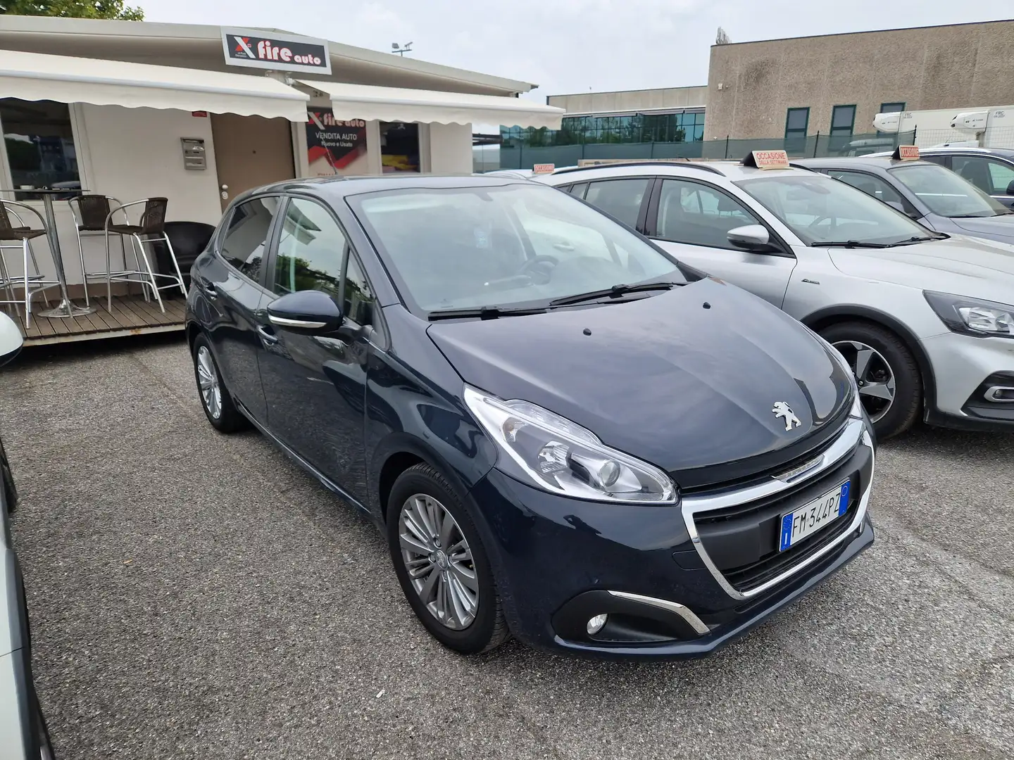Peugeot 208 208 I 2015 5p 1.2 puretech Active 82cv Gris - 1