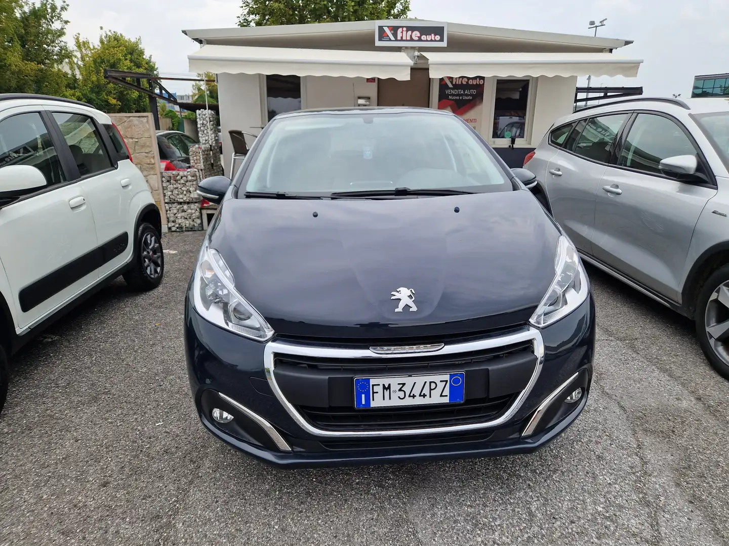 Peugeot 208 208 I 2015 5p 1.2 puretech Active 82cv Gris - 2