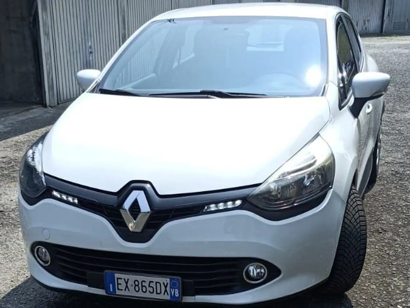 Renault Clio Clio IV 2015 5p 1.2 Live 75cv Bianco - 1